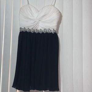 Elegant cocktail dress!